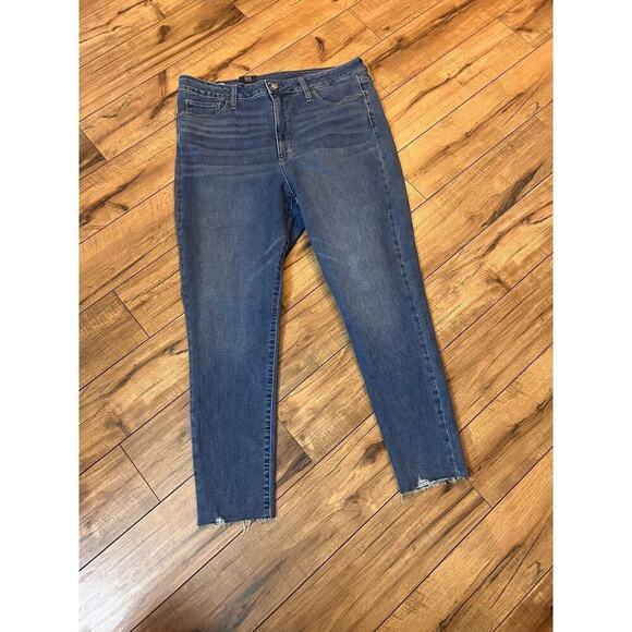 NWT Gap size 20 cropped jeans - Picture 1 of 6
